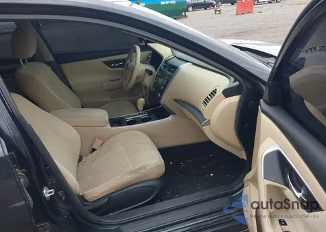 2015 Nissan Altima 2.5 S из США, поврежденный, VIN 1N4AL3AP5FN335216